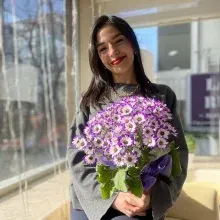 Dyt. Hande Ecem Burhan — Diyetisyen. Portre fotoğrafı.