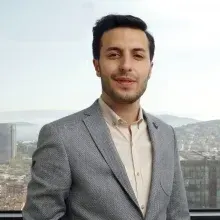 Dyt. Yusuf Öztürk — Diyetisyen, İstanbul. Portre fotoğrafı.