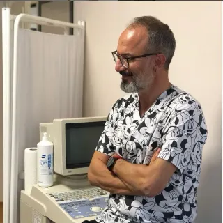 Op. Dr. Turab Ulaşoğlu profilinde yer alan galeri fotoğrafı.