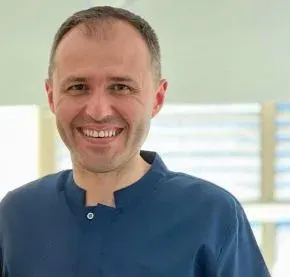 Dt. İlhan Ulusoy profilinde yer alan galeri fotoğrafı.