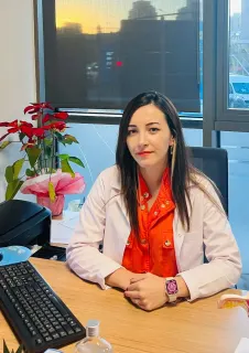 Op. Dr. Betül Yıldız profilinde yer alan galeri fotoğrafı.