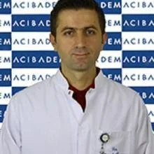 Fzt. Emrah Özcan — Fizyoterapi Ve Rehabilitasyon, Küçükçekmece, İstanbul. Portre fotoğrafı.