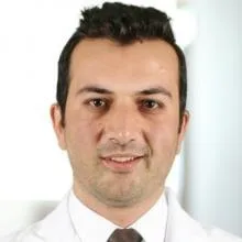 Uzm. Dr. Abdurrezzak Kaya — Çocuk Sağlığı Ve Hastalıkları, Elazığ. Portre fotoğrafı.