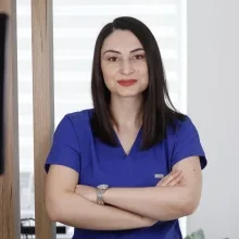 Uzm. Dt. Ezgi Aydın Kozacıoğlu — Aydın. Portre fotoğrafı.