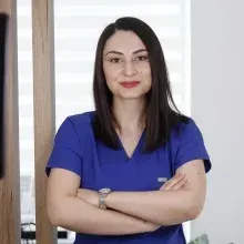 Uzm. Dt. Ezgi Aydın Kozacıoğlu — Aydın. Portre fotoğrafı.
