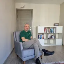Psk. Levent Karagülle — Psikoloji, Adana. Portre fotoğrafı.