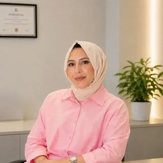 Psk. Zehra Sunduvaç — Psikoloji, İstanbul. Portre fotoğrafı.