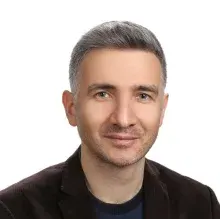 Uzm. Dr. Zafer Subaşı — Psikiyatri, Çanakkale. Portre fotoğrafı.