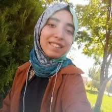 Dyt. Sinem Yağmur Karaağaç — Diyetisyen, Antalya. Portre fotoğrafı.