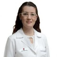 Uzm. Dr. Mediha Yılmaz — Dermatoloji, Osmangazi, Bursa. Portre fotoğrafı.