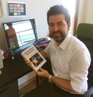 Dr. Öğr. Üyesi Serkan Süren profilinde yer alan galeri fotoğrafı.