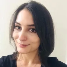 Psk. Gökçe Ceran Yıldırım — Psikoloji. Portre fotoğrafı.