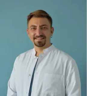 Uzm. Dt. Derviş Emre Ercan profilinde yer alan galeri fotoğrafı.