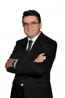 Prof. Dr. Ertuğrul Uzar profilinde yer alan galeri fotoğrafı.