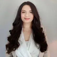 Kl. Psk. Gizem Doğa Keser — Sakarya. Portre fotoğrafı.