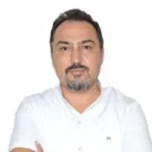 Uzm. Dr. Serhat Öcal — İç Hastalıkları, Keçiören, Ankara. Portre fotoğrafı.