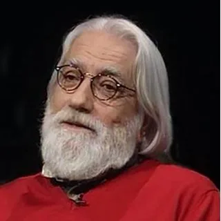 Prof. Dr. Cengiz Güleç — Psikiyatri, Ankara. Portre fotoğrafı.