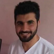 Dt. Hüseyin Yıldırım — Diş Hekimi, Mardin. Portre fotoğrafı.