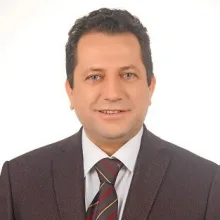Dr. Öğr. Üyesi Ramazan Ersoy — Şişli, İstanbul. Portre fotoğrafı.