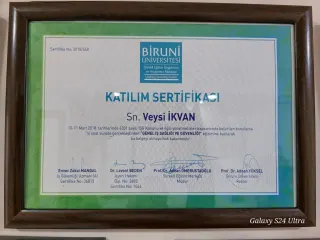 Dkt. Veysi İkvan profilinde yer alan galeri fotoğrafı.