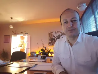 Uzm. Dr. Mustafa Güveli profilinde yer alan galeri fotoğrafı.