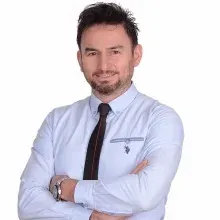 Dt. Zafer Küreğibüyük — Diş Hekimi, Nilüfer, Bursa. Portre fotoğrafı.