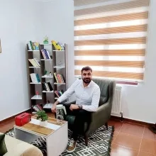 Psk. Tamer Babur — Psikoloji. Portre fotoğrafı.