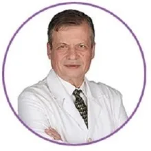 Uzm. Dr. Atilla Mehmet Birsen — İç Hastalıkları, Bandırma, Balıkesir. Portre fotoğrafı.