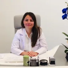 Op. Dr. Ayşe Ersoy — Göz Hastalıkları, Sincan, Ankara. Portre fotoğrafı.