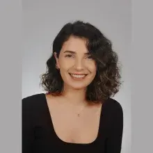 Psk. Ayşenur İnal — Psikoloji, Ankara. Portre fotoğrafı.