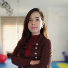 Fzt. Özgecan Aşlamacı — Fizyoterapi Ve Rehabilitasyon, Mersin. Portre fotoğrafı.