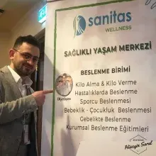 Dyt. Hüseyin Saral — Diyetisyen, Trabzon. Portre fotoğrafı.