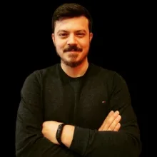 Psk. Anıl Tokat — Psikoloji, Kocaeli. Portre fotoğrafı.