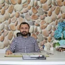 Fzt. Veysel Kaşdaş — Fizyoterapi Ve Rehabilitasyon. Portre fotoğrafı.