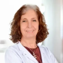 Op. Dr. Nalan Ulufi — Genel Cerrahi, Pendik, İstanbul. Portre fotoğrafı.