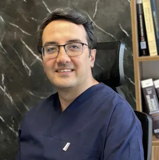Op. Dr. Enis Gürsel profilinde yer alan galeri fotoğrafı.