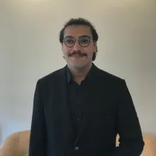 Psk. Hanifi Türkaslan — Psikoloji, İstanbul. Portre fotoğrafı.