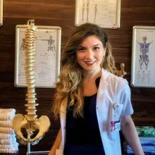 Uzm. Fzt. Gaye Torna — Fizyoterapi Ve Rehabilitasyon, İstanbul. Portre fotoğrafı.