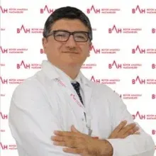 Doç. Dr. Murat Erdoğan — Ortopedi Ve Travmatoloji, Samsun. Portre fotoğrafı.
