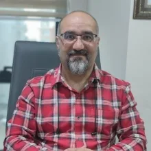 Doç. Dr. Mehmet Güneş — Psikiyatri, Diyarbakır. Portre fotoğrafı.
