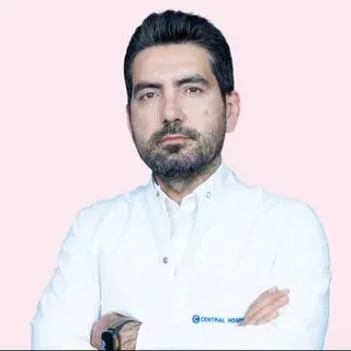 Doç. Dr. Barış Özkul — Ortopedi Ve Travmatoloji, Beşiktaş, İstanbul. Portre fotoğrafı.