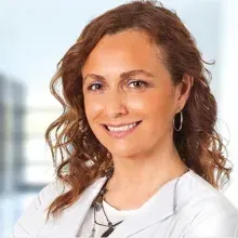 Prof. Dr. Müjgan Çalışkan Evren — Genel Cerrahi, İstanbul. Portre fotoğrafı.