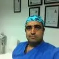 Op. Dr. Ali İhsan Parlar — Kalp Ve Damar Cerrahisi, İzmir. Portre fotoğrafı.