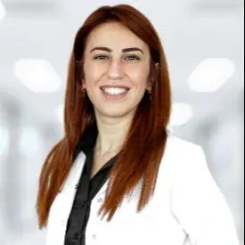 Op. Dr. Pelin Oyardı — Kadın Hastalıkları Ve Doğum, Bolu. Portre fotoğrafı.