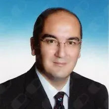 Dr. Ahmet Öztürk — Pratisyen, Ankara. Portre fotoğrafı.