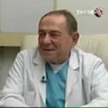 Op. Dr. Tuncer Özalp — Şişli, İstanbul. Portre fotoğrafı.