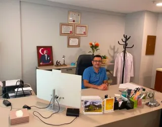 Doç. Dr. Yusuf Bozkuş profilinde yer alan galeri fotoğrafı.