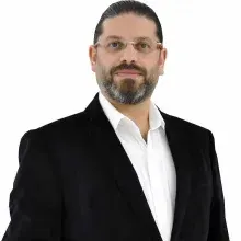 Op. Dr. Doğan Değirmenci — Beyin Ve Sinir Cerrahisi, İskenderun, Hatay. Portre fotoğrafı.