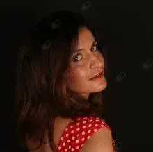 Dt. Özlem Hatice Uslu — Diş Hekimi, Bayrampaşa, İstanbul. Portre fotoğrafı.