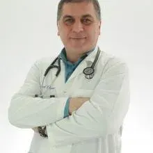 Uzm. Dr. İsmail Gökyar — Ankara. Portre fotoğrafı.